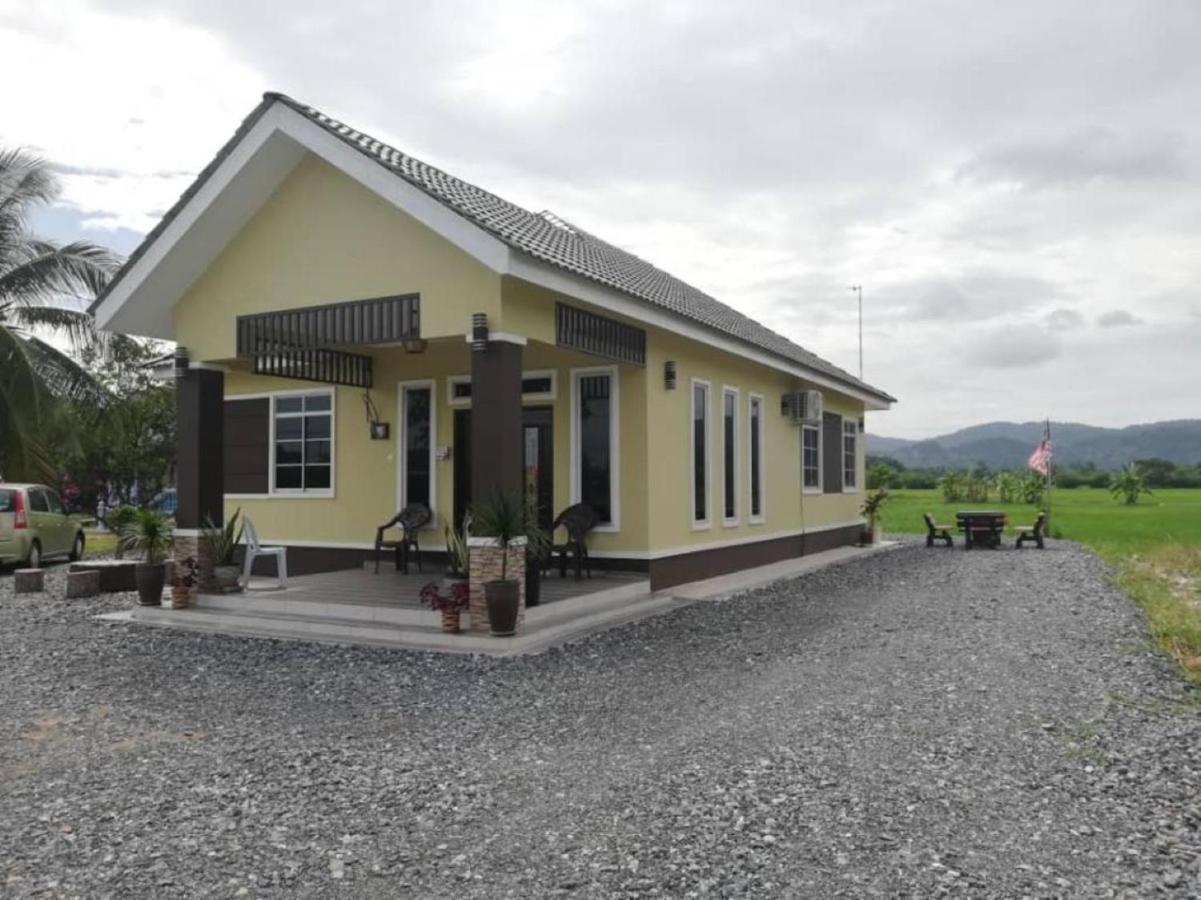 Damai D Homestay Kangar Kültér fotó